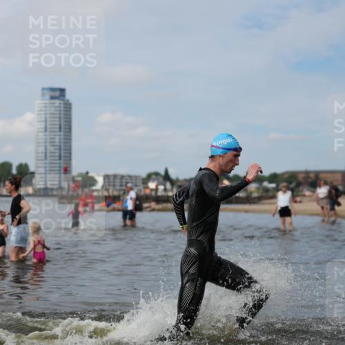 21.06.2026 - Viking Triathlon Michael Strokosch http://msf.ph/oto/9822272 21.06.2026 10:30:10 Schwimmen 27, 31, 38, 104, 218 meine-sportfotos.de