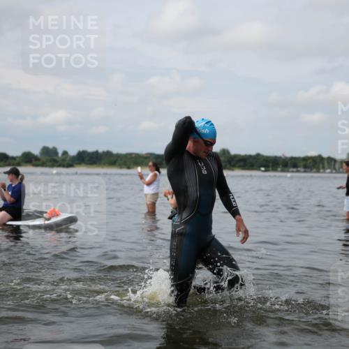 21.06.2026 - Viking Triathlon Michael Strokosch http://msf.ph/oto/9822305 21.06.2026 10:30:29 Schwimmen 5, 42, 103, 218, 337, 394 meine-sportfotos.de