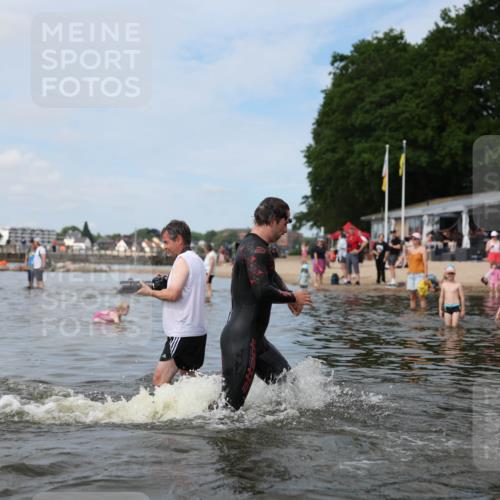 21.06.2026 - Viking Triathlon Michael Strokosch http://msf.ph/oto/9822329 21.06.2026 10:30:36 Schwimmen 5, 42, 103, 337, 394 meine-sportfotos.de