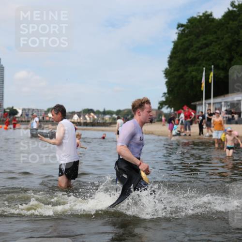 21.06.2026 - Viking Triathlon Michael Strokosch http://msf.ph/oto/9822333 21.06.2026 10:30:38 Schwimmen 5, 42, 103, 337, 394 meine-sportfotos.de