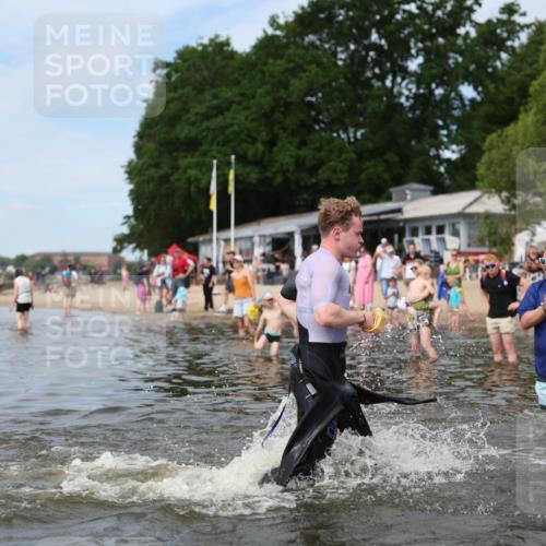 21.06.2026 - Viking Triathlon Michael Strokosch http://msf.ph/oto/9822336 21.06.2026 10:30:39 Schwimmen 5, 42, 103, 337, 394 meine-sportfotos.de