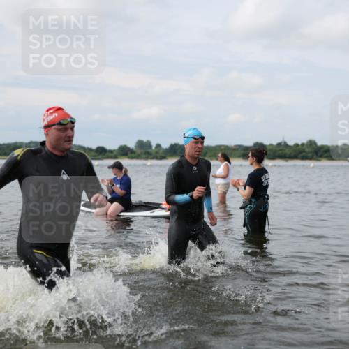 21.06.2026 - Viking Triathlon Michael Strokosch http://msf.ph/oto/9822375 21.06.2026 10:31:02 Schwimmen 14, 98, 131, 454, 569, 637, 665 meine-sportfotos.de
