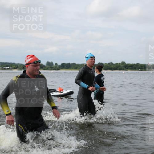 21.06.2026 - Viking Triathlon Michael Strokosch http://msf.ph/oto/9822376 21.06.2026 10:31:02 Schwimmen 14, 98, 131, 454, 569, 637, 665 meine-sportfotos.de