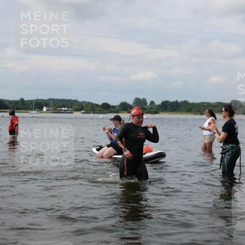 21.06.2026 - Viking Triathlon Michael Strokosch http://msf.ph/oto/9822377 21.06.2026 10:31:09 Schwimmen 14, 98, 454, 486, 569, 637, 665 meine-sportfotos.de