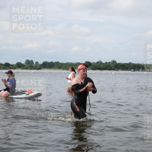 21.06.2026 - Viking Triathlon Michael Strokosch http://msf.ph/oto/9822383 21.06.2026 10:31:10 Schwimmen 14, 98, 486, 569, 637 meine-sportfotos.de