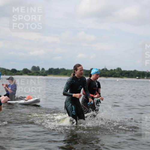 21.06.2026 - Viking Triathlon Michael Strokosch http://msf.ph/oto/9822398 21.06.2026 10:31:17 Schwimmen 14, 98, 486, 506, 569, 637 meine-sportfotos.de