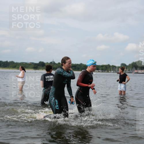 21.06.2026 - Viking Triathlon Michael Strokosch http://msf.ph/oto/9822400 21.06.2026 10:31:18 Schwimmen 14, 98, 486, 506, 569, 637 meine-sportfotos.de