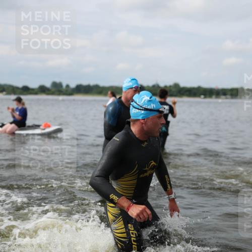 21.06.2026 - Viking Triathlon Michael Strokosch http://msf.ph/oto/9822404 21.06.2026 10:31:19 Schwimmen 14, 98, 486, 506, 569, 637 meine-sportfotos.de
