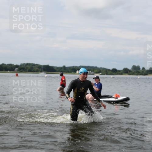 21.06.2026 - Viking Triathlon Michael Strokosch http://msf.ph/oto/9822420 21.06.2026 10:31:38 Schwimmen 17, 278, 487, 506 meine-sportfotos.de