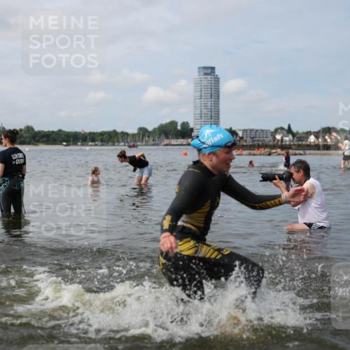 21.06.2026 - Viking Triathlon Michael Strokosch http://msf.ph/oto/9822430 21.06.2026 10:31:41 Schwimmen 17, 278, 487, 506 meine-sportfotos.de
