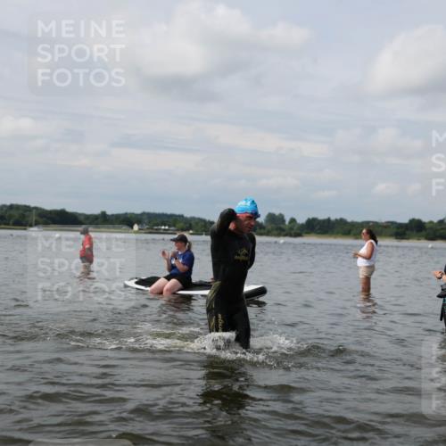 21.06.2026 - Viking Triathlon Michael Strokosch http://msf.ph/oto/9822433 21.06.2026 10:31:44 Schwimmen 17, 278, 487 meine-sportfotos.de