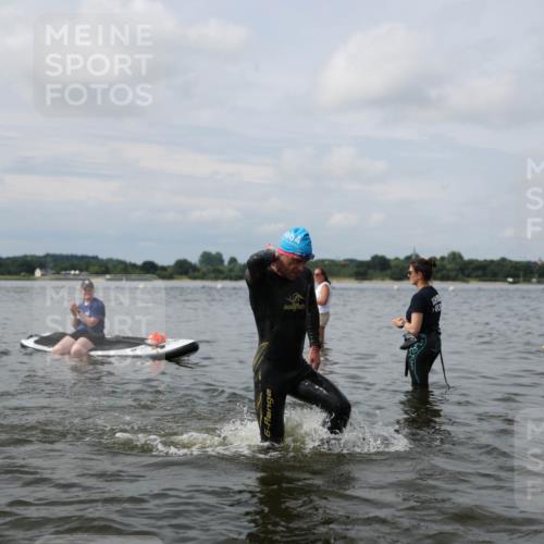 21.06.2026 - Viking Triathlon Michael Strokosch http://msf.ph/oto/9822435 21.06.2026 10:31:45 Schwimmen 17, 278, 487 meine-sportfotos.de