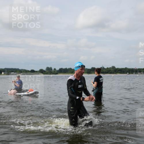 21.06.2026 - Viking Triathlon Michael Strokosch http://msf.ph/oto/9822448 21.06.2026 10:31:53 Schwimmen 278, 487 meine-sportfotos.de