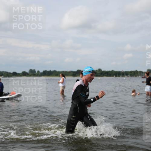21.06.2026 - Viking Triathlon Michael Strokosch http://msf.ph/oto/9822449 21.06.2026 10:31:53 Schwimmen 278, 487 meine-sportfotos.de