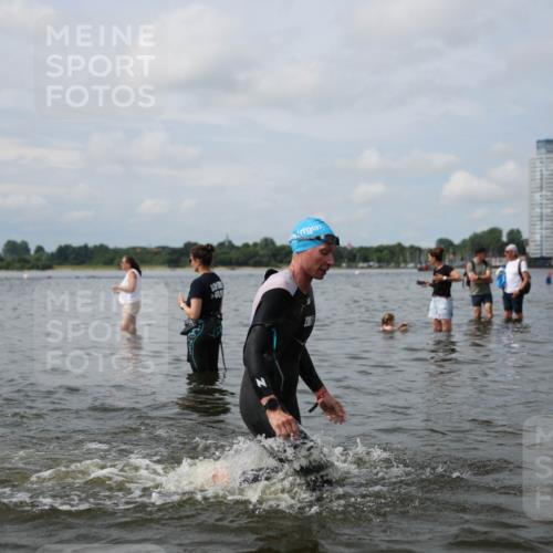 21.06.2026 - Viking Triathlon Michael Strokosch http://msf.ph/oto/9822450 21.06.2026 10:31:53 Schwimmen 278, 487 meine-sportfotos.de