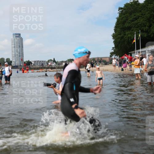 21.06.2026 - Viking Triathlon Michael Strokosch http://msf.ph/oto/9822455 21.06.2026 10:31:55 Schwimmen 278 meine-sportfotos.de