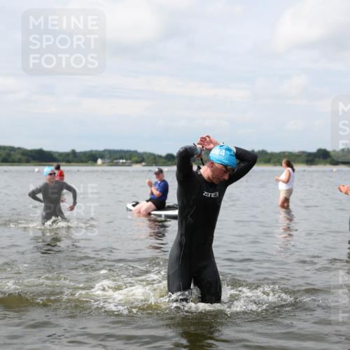 21.06.2026 - Viking Triathlon Michael Strokosch http://msf.ph/oto/9822459 21.06.2026 10:32:15 Schwimmen 13, 145 meine-sportfotos.de