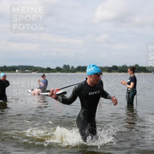 21.06.2026 - Viking Triathlon Michael Strokosch http://msf.ph/oto/9822461 21.06.2026 10:32:15 Schwimmen 13, 145 meine-sportfotos.de