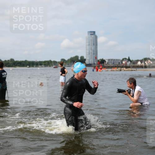 21.06.2026 - Viking Triathlon Michael Strokosch http://msf.ph/oto/9822478 21.06.2026 10:32:21 Schwimmen 13, 145 meine-sportfotos.de