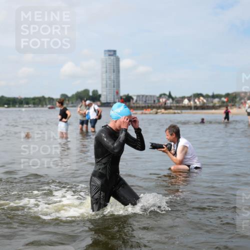 21.06.2026 - Viking Triathlon Michael Strokosch http://msf.ph/oto/9822479 21.06.2026 10:32:21 Schwimmen 13, 145 meine-sportfotos.de