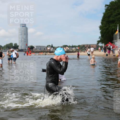 21.06.2026 - Viking Triathlon Michael Strokosch http://msf.ph/oto/9822481 21.06.2026 10:32:21 Schwimmen 13, 145 meine-sportfotos.de