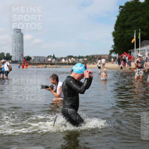 21.06.2026 - Viking Triathlon Michael Strokosch http://msf.ph/oto/9822482 21.06.2026 10:32:22 Schwimmen 13, 145 meine-sportfotos.de