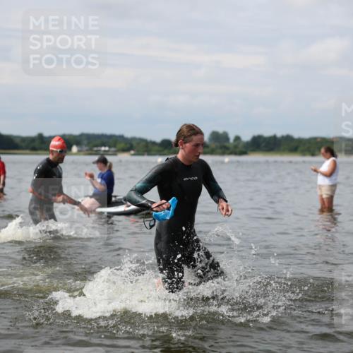 21.06.2026 - Viking Triathlon Michael Strokosch http://msf.ph/oto/9822515 21.06.2026 10:32:51 Schwimmen 114, 126, 269, 383, 644 meine-sportfotos.de