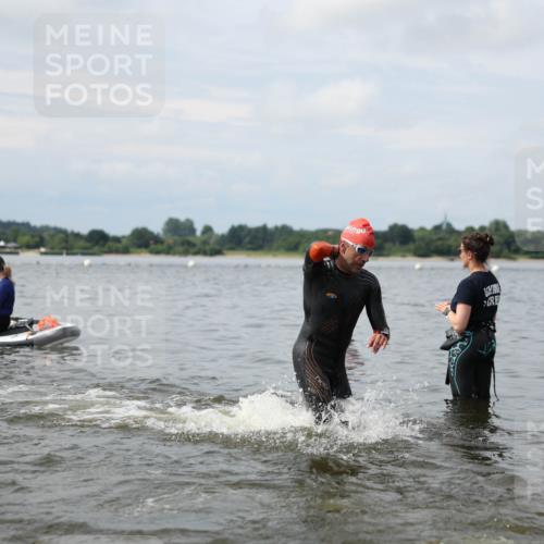 21.06.2026 - Viking Triathlon Michael Strokosch http://msf.ph/oto/9822521 21.06.2026 10:32:54 Schwimmen 114, 126, 269, 383, 644 meine-sportfotos.de