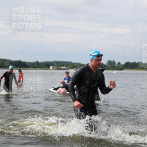 21.06.2026 - Viking Triathlon Michael Strokosch http://msf.ph/oto/9822538 21.06.2026 10:33:03 Schwimmen 109, 114, 238, 269, 383, 579, 625 meine-sportfotos.de