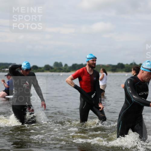 21.06.2026 - Viking Triathlon Michael Strokosch http://msf.ph/oto/9822602 21.06.2026 10:33:38 Schwimmen 28, 62, 180, 249, 265, 392, 410, 446, 524, 537 meine-sportfotos.de