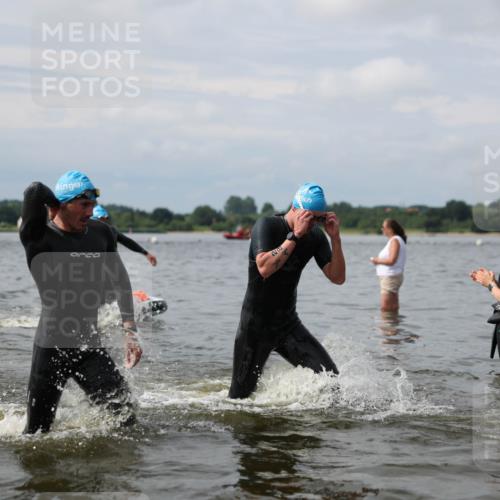 21.06.2026 - Viking Triathlon Michael Strokosch http://msf.ph/oto/9822624 21.06.2026 10:33:49 Schwimmen 28, 62, 102, 154, 180, 249, 265, 343, 410, 432, 524, 537, 660, 664 meine-sportfotos.de