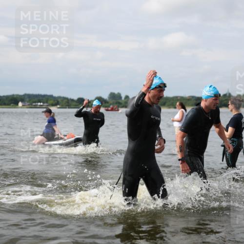21.06.2026 - Viking Triathlon Michael Strokosch http://msf.ph/oto/9822627 21.06.2026 10:33:50 Schwimmen 28, 102, 154, 249, 265, 343, 410, 432, 524, 537, 660, 664 meine-sportfotos.de