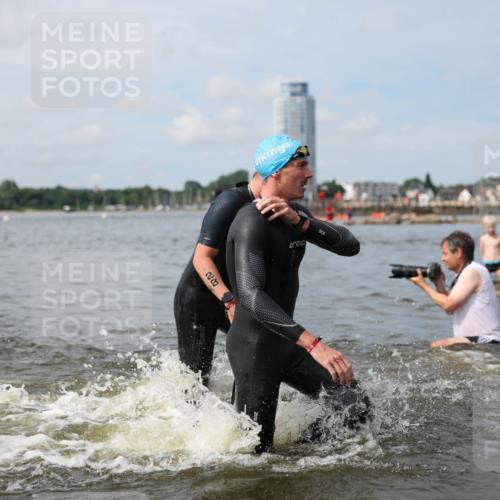 21.06.2026 - Viking Triathlon Michael Strokosch http://msf.ph/oto/9822634 21.06.2026 10:33:52 Schwimmen 28, 102, 154, 221, 249, 265, 343, 410, 432, 524, 660, 664 meine-sportfotos.de