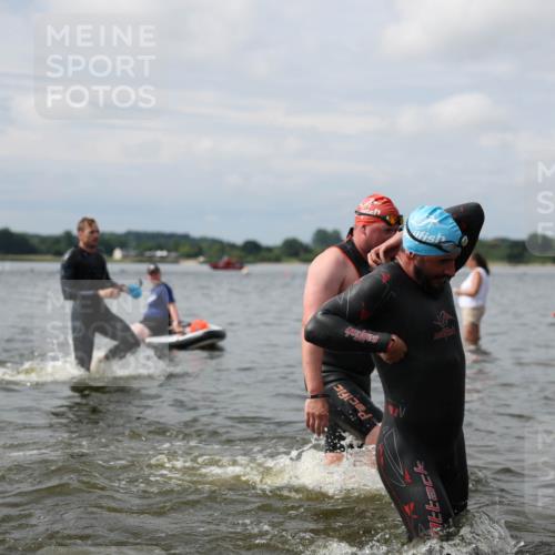 21.06.2026 - Viking Triathlon Michael Strokosch http://msf.ph/oto/9822664 21.06.2026 10:34:03 Schwimmen 47, 102, 154, 221, 343, 432, 462, 576, 627, 660, 664 meine-sportfotos.de