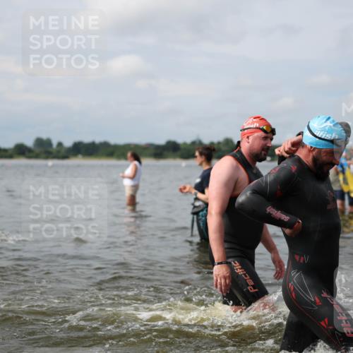 21.06.2026 - Viking Triathlon Michael Strokosch http://msf.ph/oto/9822665 21.06.2026 10:34:04 Schwimmen 47, 102, 154, 221, 343, 432, 462, 576, 627, 660, 664 meine-sportfotos.de