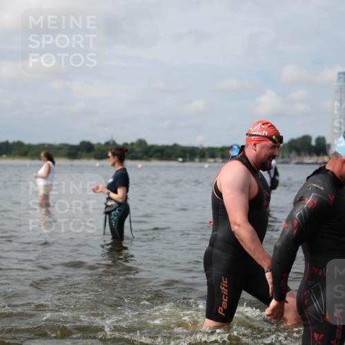 21.06.2026 - Viking Triathlon Michael Strokosch http://msf.ph/oto/9822667 21.06.2026 10:34:05 Schwimmen 47, 102, 154, 221, 343, 432, 462, 576, 627, 660, 664 meine-sportfotos.de