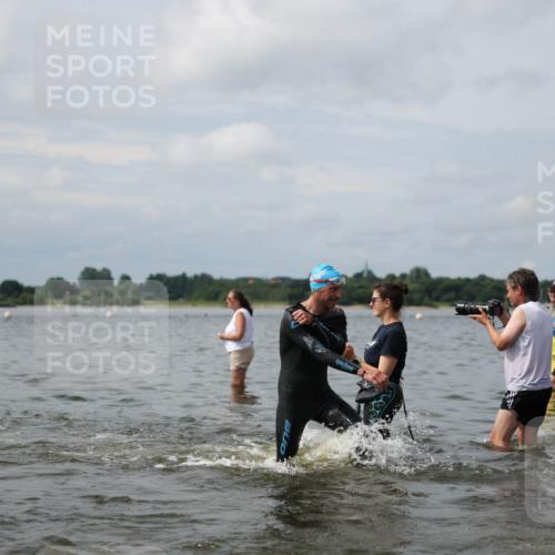 21.06.2026 - Viking Triathlon Michael Strokosch http://msf.ph/oto/9822678 21.06.2026 10:34:10 Schwimmen 30, 47, 90, 154, 170, 221, 432, 462, 576, 627, 660, 664 meine-sportfotos.de