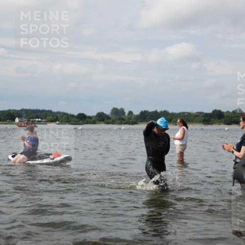 21.06.2026 - Viking Triathlon Michael Strokosch http://msf.ph/oto/9822694 21.06.2026 10:34:21 Schwimmen 30, 47, 90, 170, 391, 576, 627, 653 meine-sportfotos.de