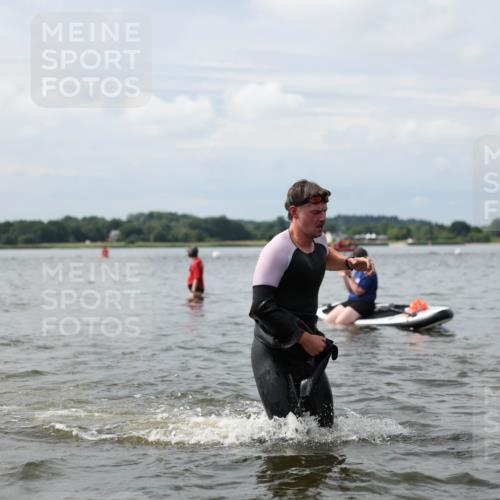 21.06.2026 - Viking Triathlon Michael Strokosch http://msf.ph/oto/9822700 21.06.2026 10:34:23 Schwimmen 30, 90, 170, 391, 440, 576, 653 meine-sportfotos.de