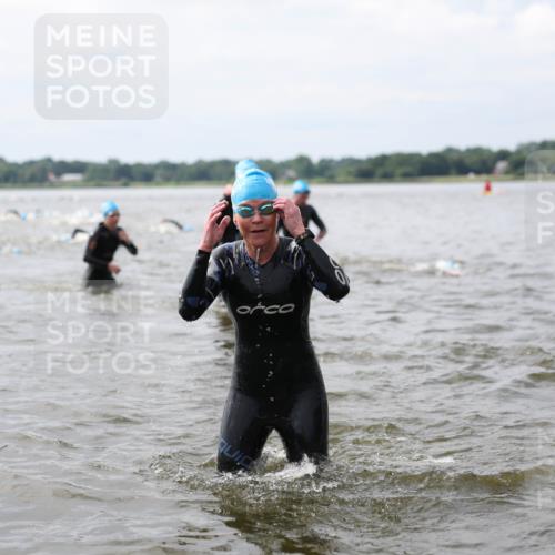 21.06.2026 - Viking Triathlon Michael Strokosch http://msf.ph/oto/9822740 21.06.2026 10:34:43 Schwimmen 26, 51, 82, 118, 161, 199, 255, 267, 386, 391, 440, 536 meine-sportfotos.de