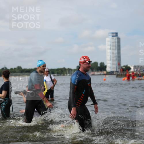 21.06.2026 - Viking Triathlon Michael Strokosch http://msf.ph/oto/9822809 21.06.2026 10:35:17 Schwimmen 49, 73, 100, 136, 194, 242, 311, 332, 380, 430, 490, 501, 551, 568, 623 meine-sportfotos.de
