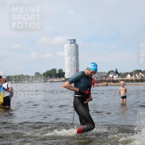 21.06.2026 - Viking Triathlon Michael Strokosch http://msf.ph/oto/9822814 21.06.2026 10:35:18 Schwimmen 49, 73, 100, 136, 194, 226, 242, 311, 332, 380, 430, 490, 501, 551, 568, 623 meine-sportfotos.de