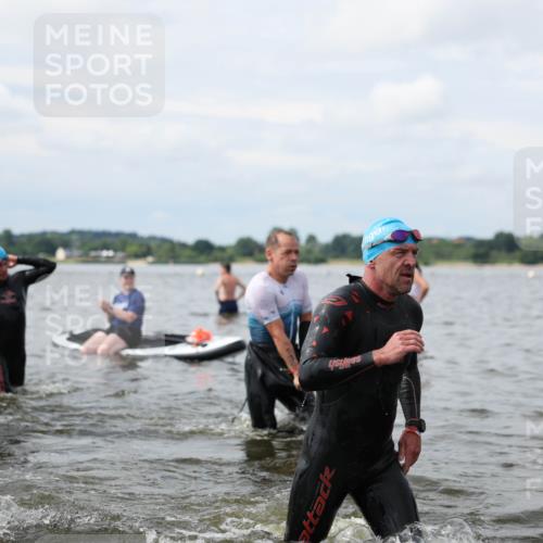 21.06.2026 - Viking Triathlon Michael Strokosch http://msf.ph/oto/9822825 21.06.2026 10:35:23 Schwimmen 49, 73, 136, 194, 226, 242, 311, 332, 380, 430, 490, 501, 551, 623 meine-sportfotos.de