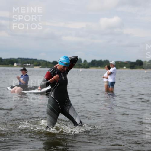 21.06.2026 - Viking Triathlon Michael Strokosch http://msf.ph/oto/9822875 21.06.2026 10:36:01 Schwimmen 20, 137, 200, 202, 323, 360, 472, 530, 556, 560, 651, 656 meine-sportfotos.de