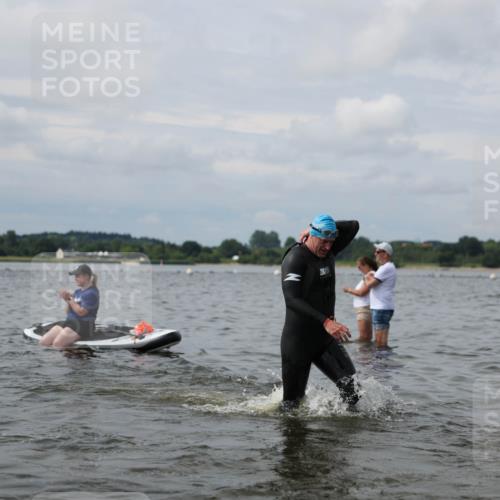 21.06.2026 - Viking Triathlon Michael Strokosch http://msf.ph/oto/9822895 21.06.2026 10:36:09 Schwimmen 16, 20, 43, 113, 200, 205, 323, 360, 530, 556, 560, 656 meine-sportfotos.de