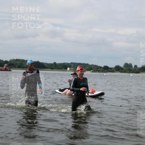 21.06.2026 - Viking Triathlon Michael Strokosch http://msf.ph/oto/9822904 21.06.2026 10:36:12 Schwimmen 16, 43, 113, 200, 205, 323, 360, 475, 530, 556, 560, 604, 656 meine-sportfotos.de
