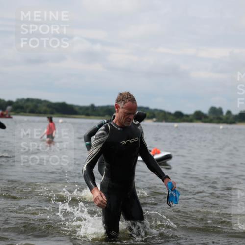 21.06.2026 - Viking Triathlon Michael Strokosch http://msf.ph/oto/9822930 21.06.2026 10:36:21 Schwimmen 16, 43, 113, 205, 323, 404, 475, 543, 556, 604, 612, 656 meine-sportfotos.de