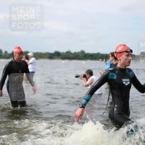 21.06.2026 - Viking Triathlon Michael Strokosch http://msf.ph/oto/9822961 21.06.2026 10:36:34 Schwimmen 43, 68, 219, 404, 475, 526, 543, 604, 612, 648 meine-sportfotos.de