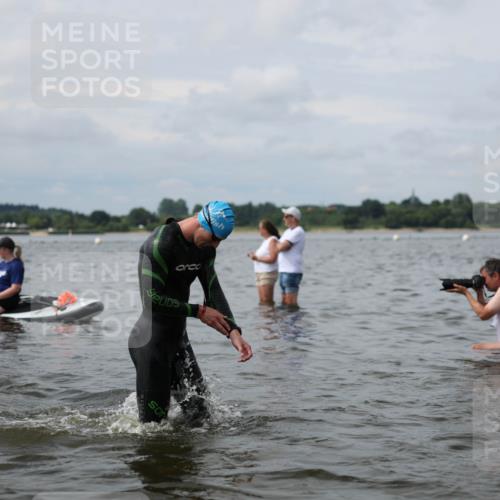 21.06.2026 - Viking Triathlon Michael Strokosch http://msf.ph/oto/9822976 21.06.2026 10:36:42 Schwimmen 68, 87, 122, 219, 325, 364, 395, 404, 526, 606, 648 meine-sportfotos.de