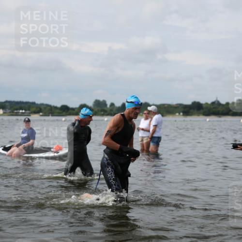 21.06.2026 - Viking Triathlon Michael Strokosch http://msf.ph/oto/9822983 21.06.2026 10:36:47 Schwimmen 68, 84, 87, 122, 186, 219, 325, 364, 395, 407, 526, 606, 648 meine-sportfotos.de